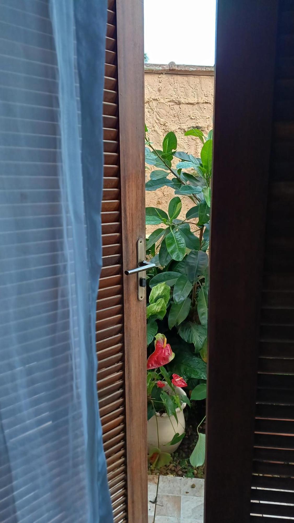 פאראטי Suites Canto Do Pontal מראה חיצוני תמונה